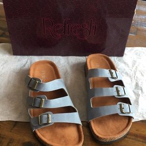 NWB REFRESH LEO SIZE 6 SANDALS. Light Blue. Almost grayish color.